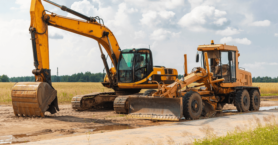 Colorful Insights and Other Can’t-Live-Without Features In FleetWatcher’s Equipment Reports