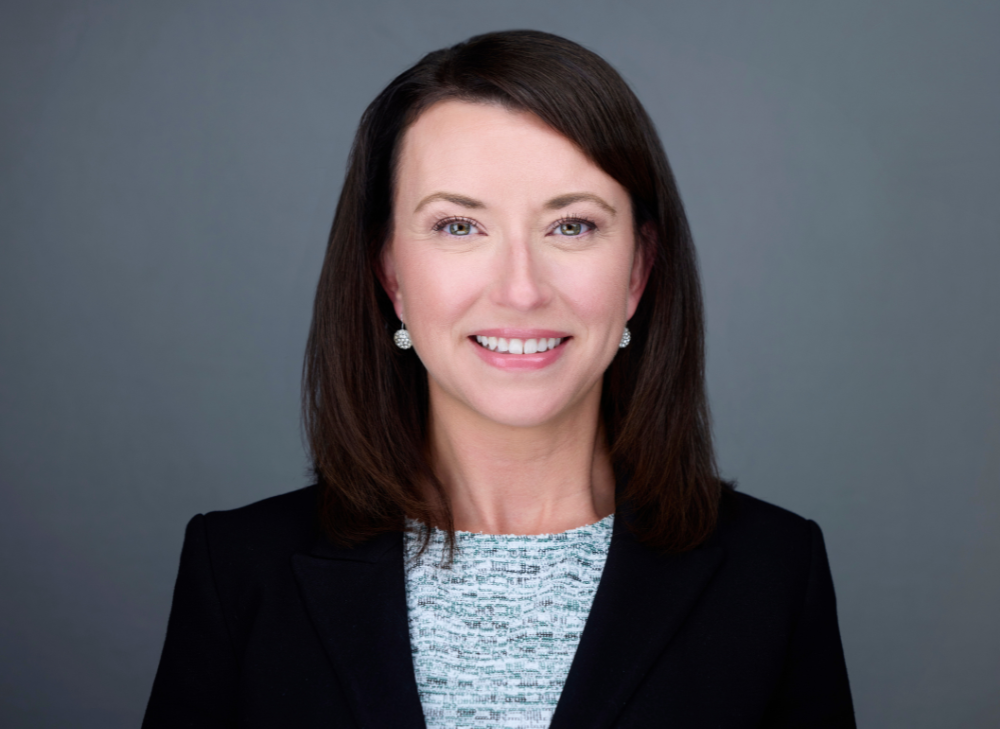 2025-lara-kadera_cfo